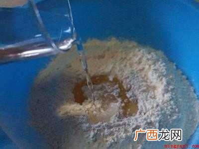 油条面怎样做才能又酥又松软
