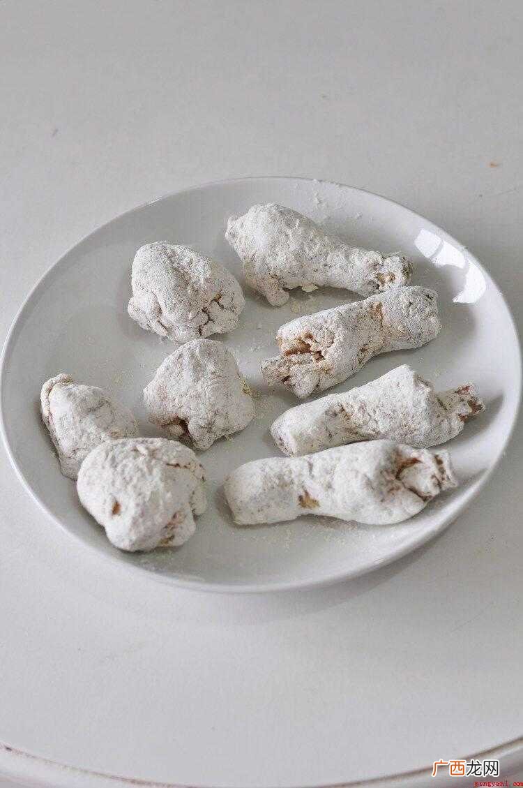 鸡腿一个挂上鸡蛋土豆糊 鸡腿怎么弄才好吃