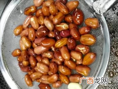 正确的醋泡花生米的方法,陈醋泡花生米正确方法？
