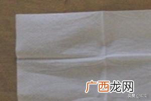 如何用面巾纸折玫瑰花,如何用纸巾折朵花？