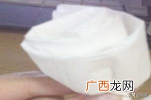 如何用面巾纸折玫瑰花,如何用纸巾折朵花？