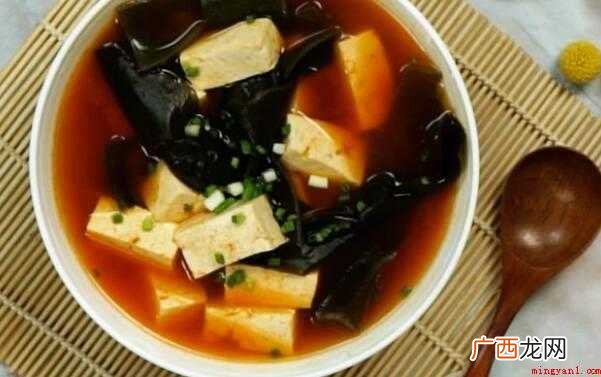 一种营养价值很高的蔬菜,每一百克干海带中含 海带汤怎么做好喝