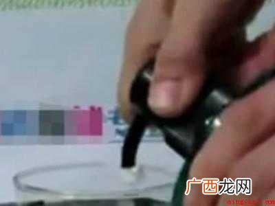 洗洁精盖子一直旋转不开