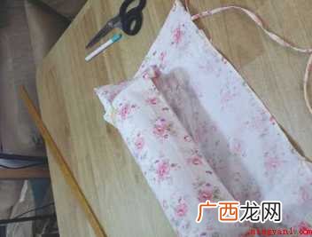 圆枕头枕芯尺寸为:长36cm,直径11cm 圆枕头的做法和尺寸