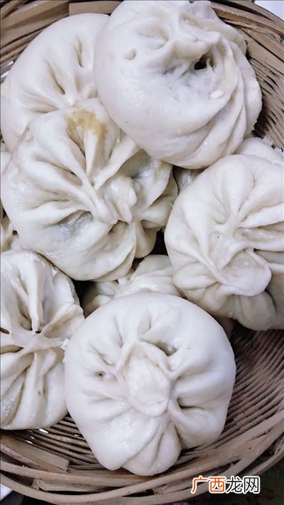 鸡肉香菇包子馅怎么做,香菇鸡丁包子馅的做法？
