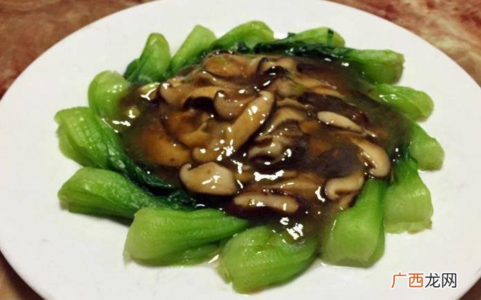 香菇需要焯水吗,香菇为什么要焯水才好吃?