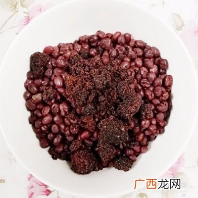 红豆怎么做好吃,煮熟的红豆怎么做好吃？