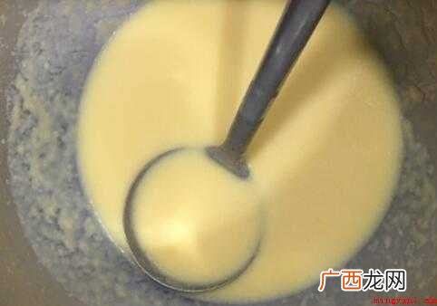 低筋面粉200g牛奶400ml、鸡蛋6个、奶粉40g、玉米淀 没有平底锅怎么做千层蛋糕的皮