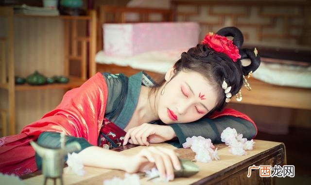 生妻是什么意思,莫娶生妻的意思？