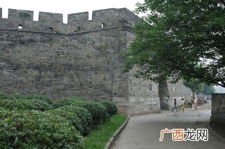 荆州城墙建于哪个朝代,荆州古城墙是什么时候建的？