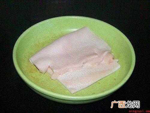 胶原蛋白质与结合水的能力有关 怎么炒猪皮好吃