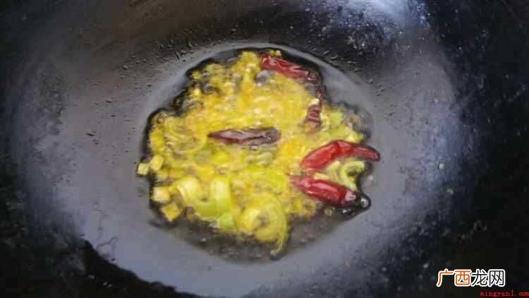 山西其他地方也有,名字不一样,叫炒不烂子,都是一样的吃食和做 炒擦擦怎么炒