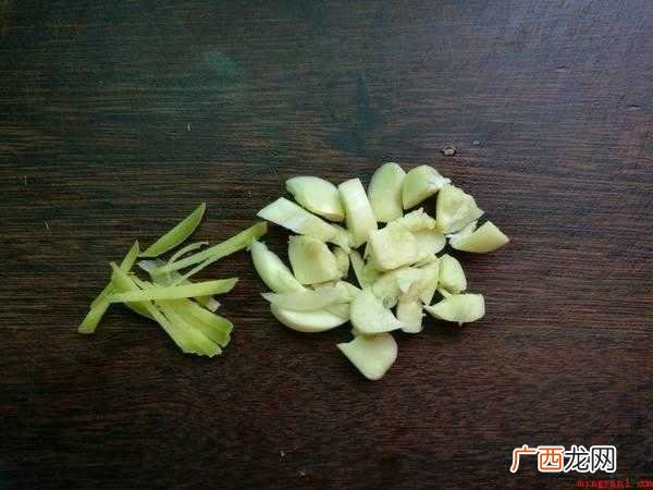 芹菜是一种高营养价值的蔬菜 芹菜怎么素炒