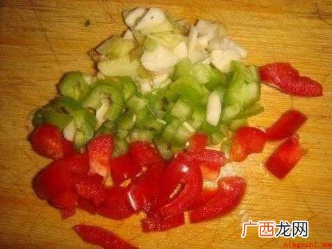 海鲜与这些水果同吃,至少应间隔2小时 红虾怎么炒