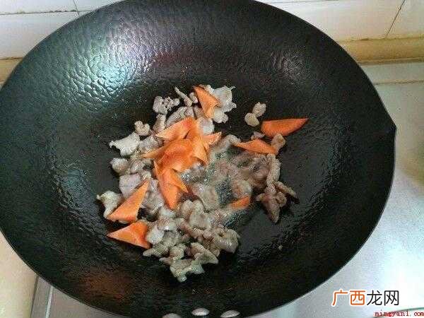 猪外脊肉切片的营养成分 洋葱炒猪肉怎么炒