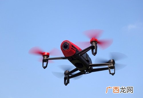 无人机怎么操作,无人机如何在空中停留？