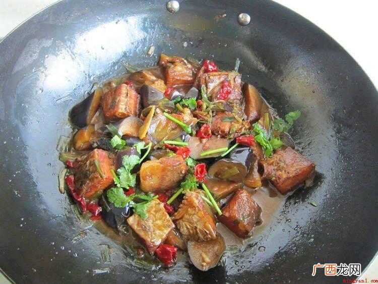 腊鱼肉质细嫩,味道鲜美,营养价值很高 腊鱼怎么炒