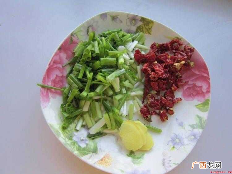 腊鱼肉质细嫩,味道鲜美,营养价值很高 腊鱼怎么炒