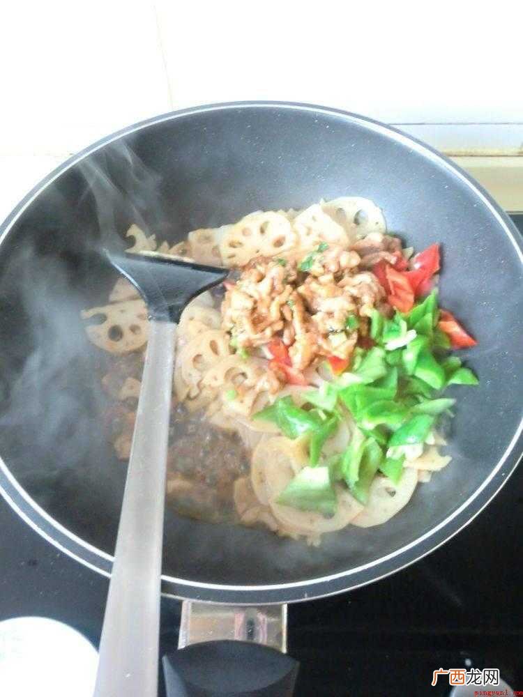 莲藕微甜而脆,可生食也可做菜 怎么炒莲藕好吃