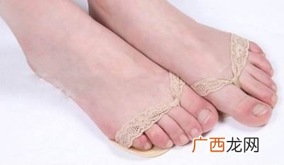 脚趾用英语怎么说,脚趾的英文单词?