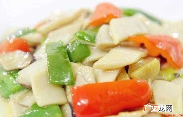 杏鲍菇、蒜、青椒、红椒、蚝油3克、食盐2克、白糖1克、鸡粉1 怎么炒杏鲍菇