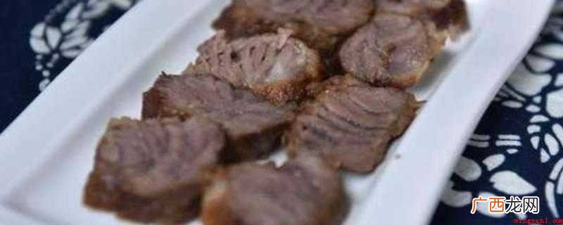 猪脊椎骨内侧。宝肋肉又叫里脊肉,里脊分为内外两种,带皮的为外 宝肋肉什么位置