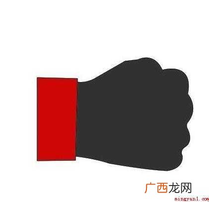拳头简笔画怎么画 教你画出大拇指上面的轮廓 拳头简笔画怎么画