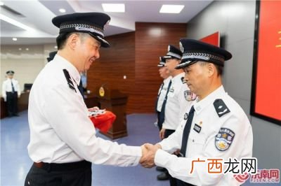 三级警监是什么级别,警服三颗星什么级别？