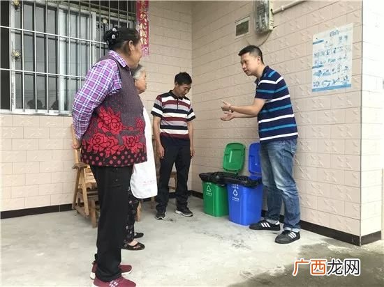 第一书记和村支书哪个大,驻村书记与村支书的职责分工？