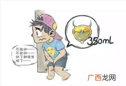 憋屎会造成什么后果,七八个月的狗狗还是到处拉，关在厕所里它可以憋一天不拉怎么办？