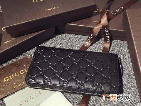 lv钱包序列号在哪里,LV包包序列号怎么看的?