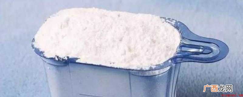 为了保护我们的水资源我们应该使用什么洗衣粉