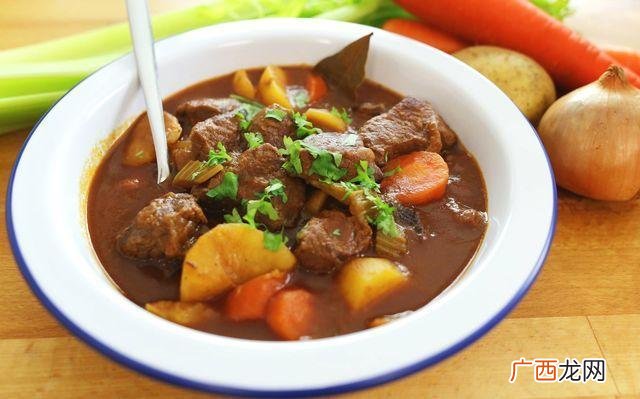 炖牛肉怎么做好吃又烂,如何炖牛肉容易烂？