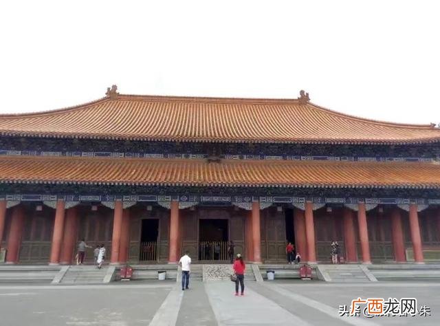 国庆去哪里玩,不要问我国庆去哪玩文案？