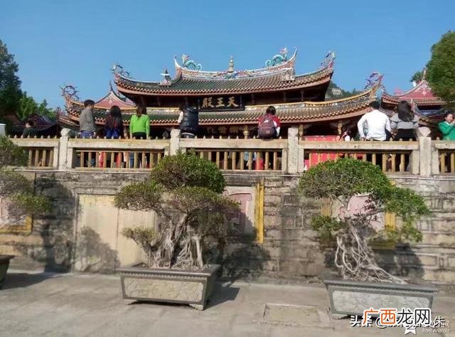 国庆去哪里玩,不要问我国庆去哪玩文案？