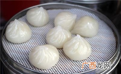 水晶包子皮是用什么粉做的,水晶皮包子的做法？