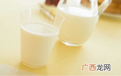 鲜奶可以加热吗,牛奶加热多少度？