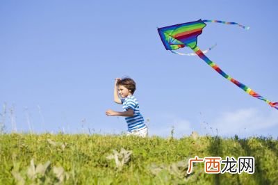 放风筝用英语怎么说,放风筝的英文是动词吗？