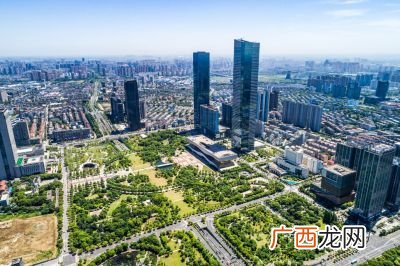 西安市中心在哪个区,西安市中心面积？