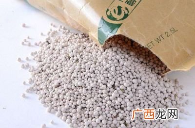 关于猫砂的使用,猫砂盆第一次用要洗嘛？