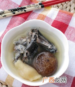 乌鸡汤怎么做,清炖乌鸡汤怎么炖好喝？