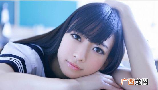 女生哪里最软,为什么女生喜欢摸男生的手臂内侧？
