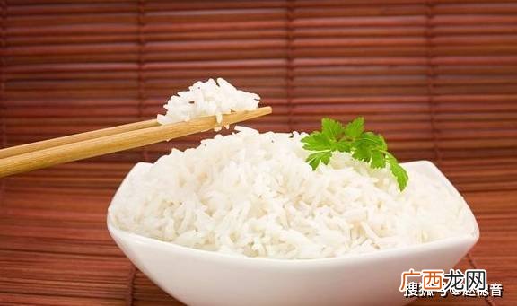 土豆的热量和一碗米饭哪个热量高,一碗炸洋芋的热量高还是米饭热量高？