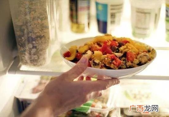 经常吃馊菜馊饭有什么坏处,最近电饭煲里的饭总是变馊怎么回事？