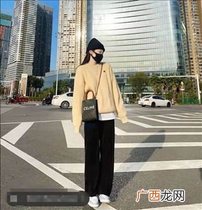 阔腿裤配什么上衣好看,阔腿裤适合什么上衣？