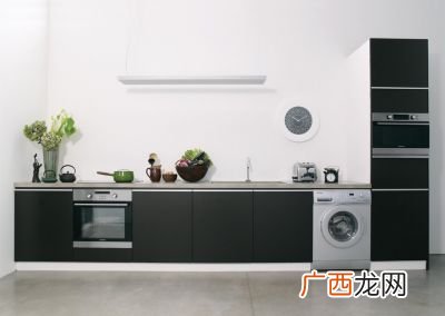 怎么挑选冰箱质量好坏,冰箱钛钢的好还是玻璃面的好？