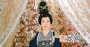 黄蜂尾后针的上一句是啥,最毒妇人心前几句是什么》？