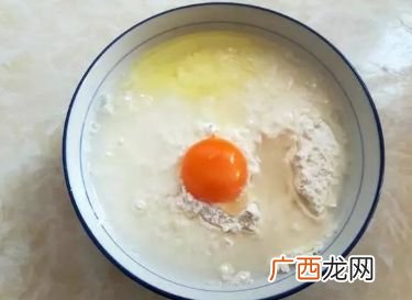 糨糊和浆糊什么区别,紫药水，红药水，碘酒哪个沾上浆糊会变成紫？