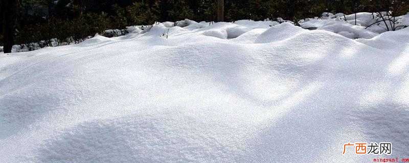 为什么积雪北方化的快