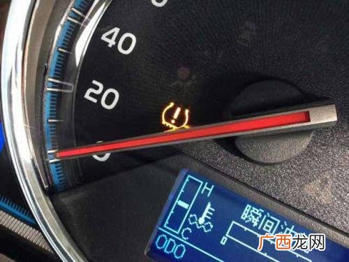 汽车胎压低怎么办,汽车胎压低怎么办？